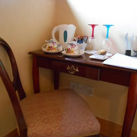 Moonarch Bed & Breakfast 4*